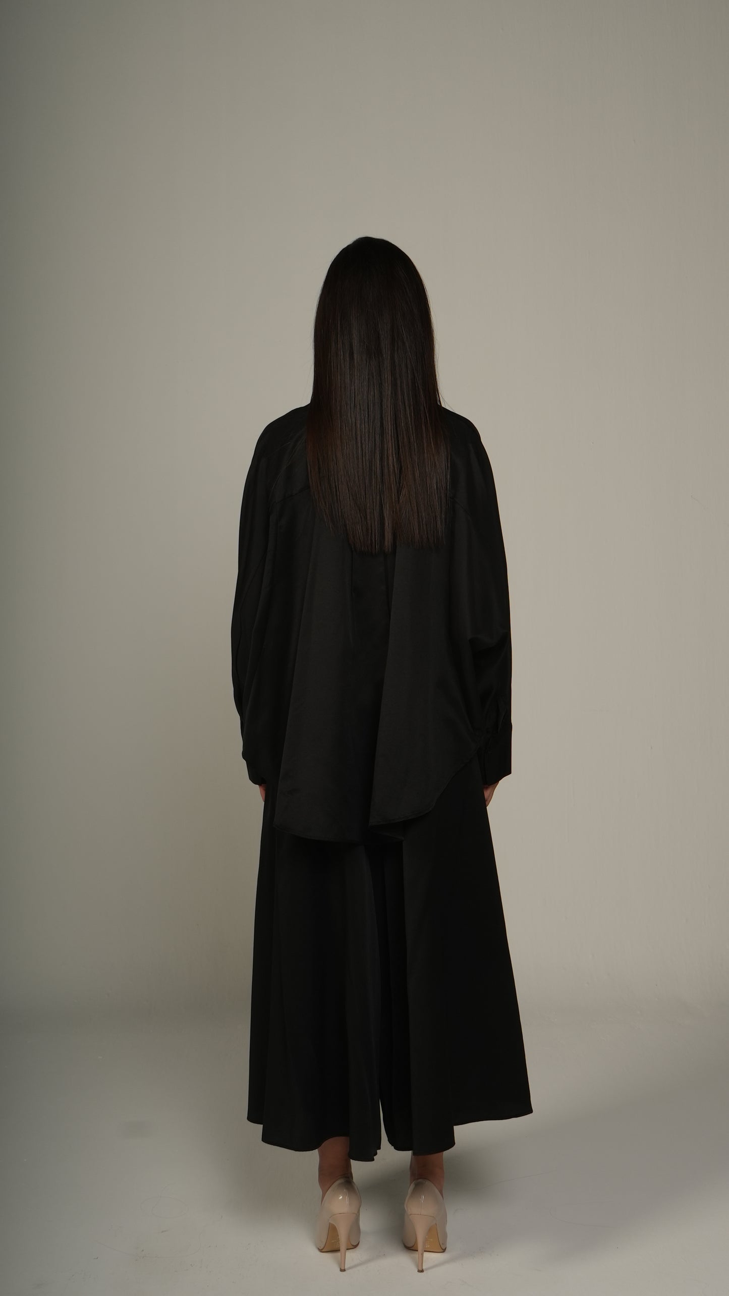 Flowy wide-leg pants and blouse