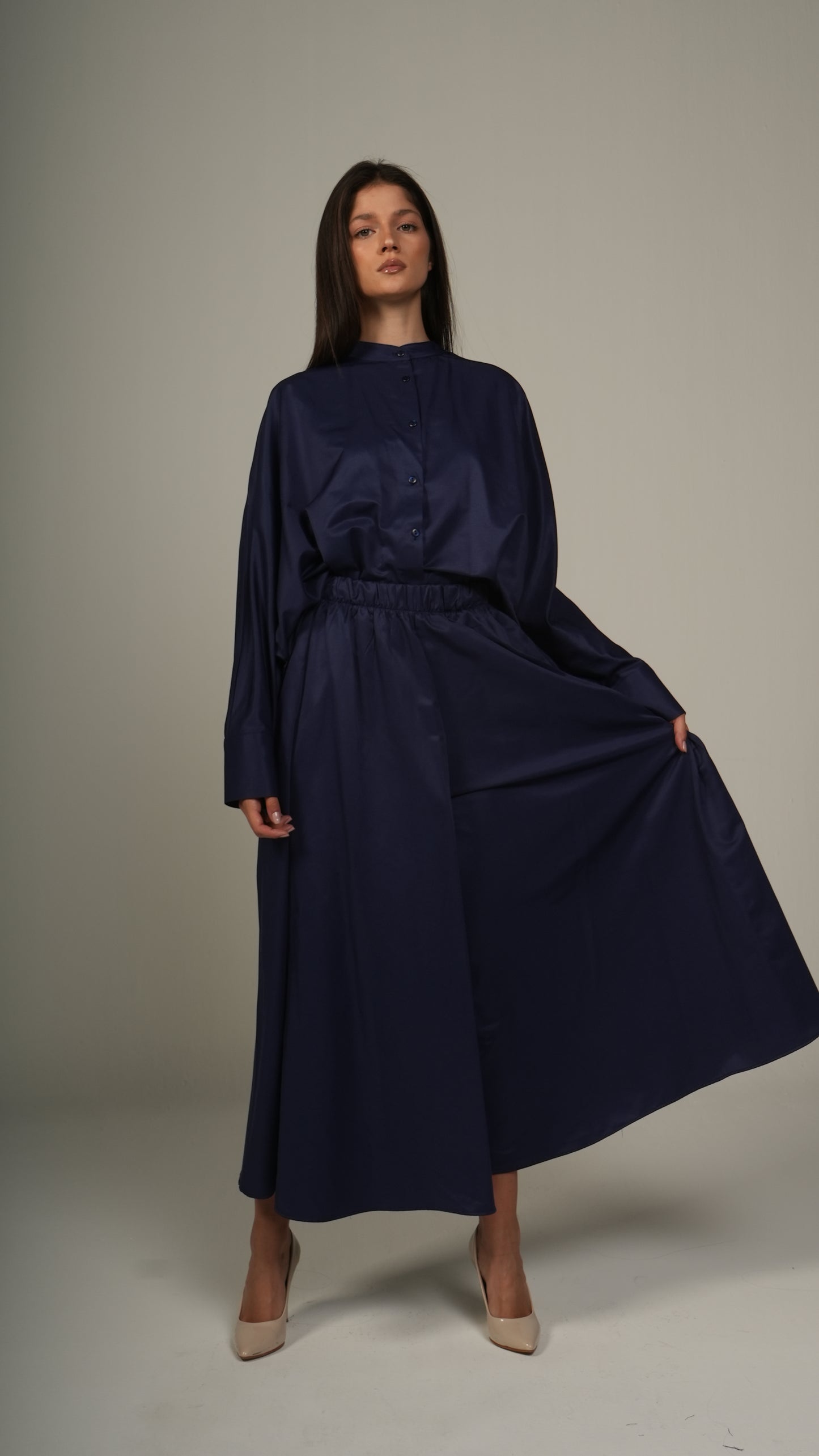 Flowy wide-leg pants and blouse