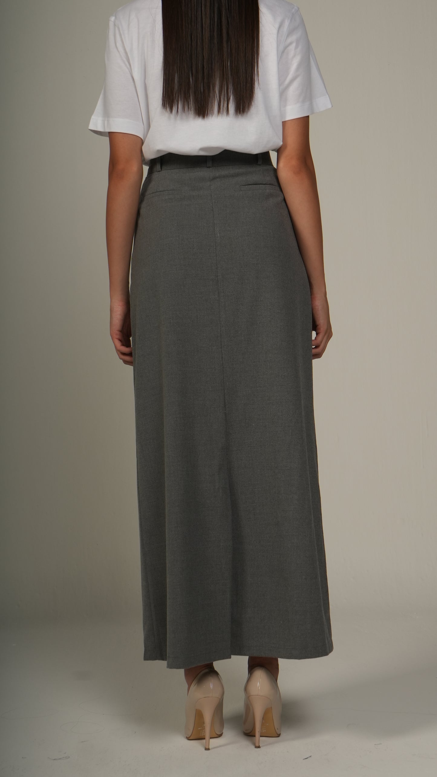 Grey high-waisted pencil skirt