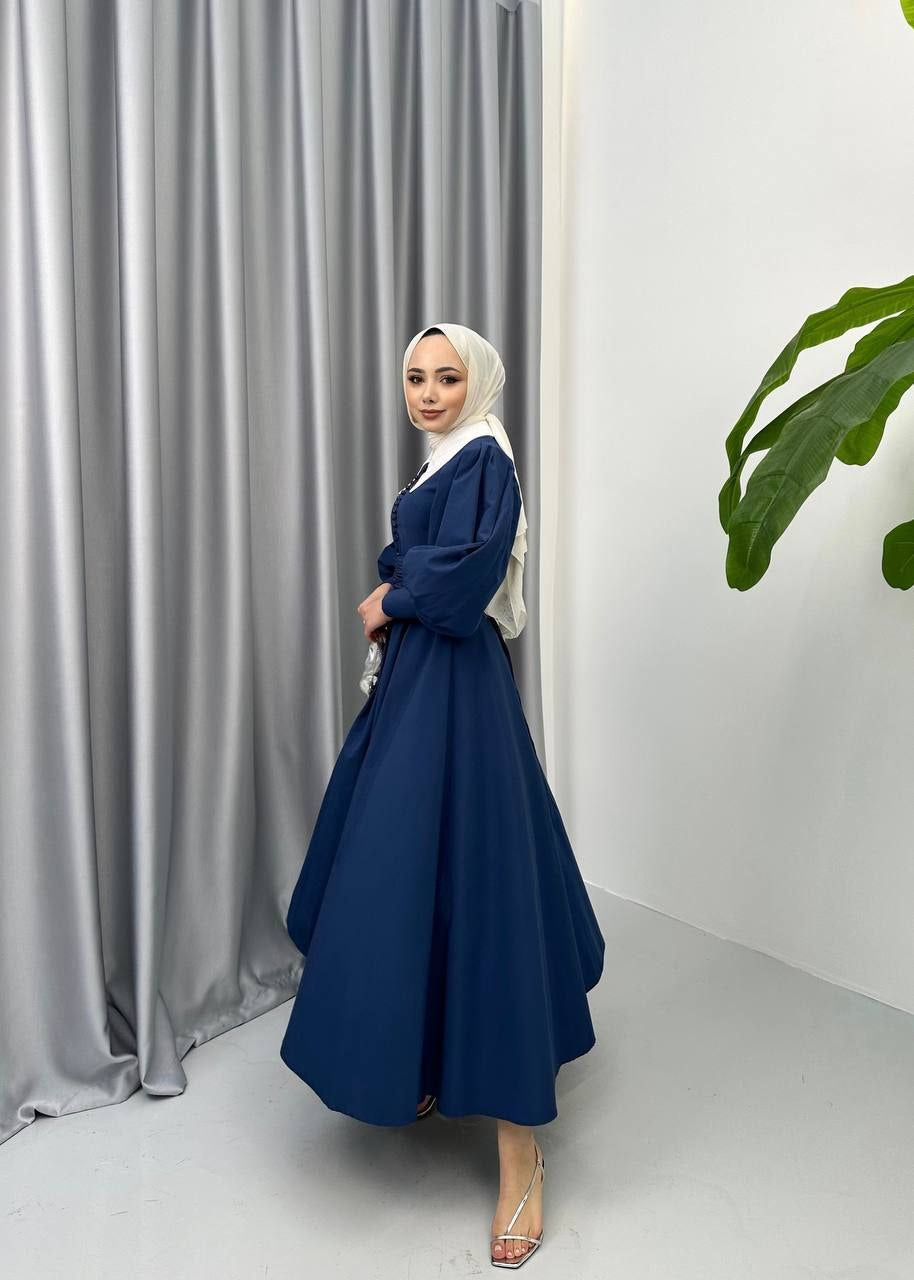 Puff sleeves dress