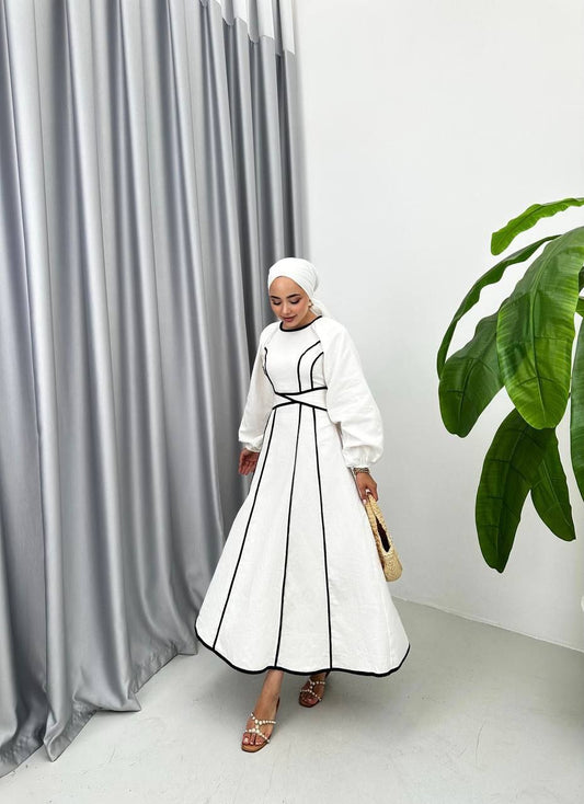 Line dress with piping