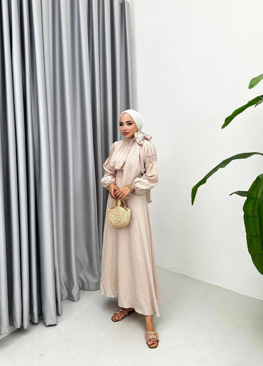 Flow maxi dress with shoulder bow